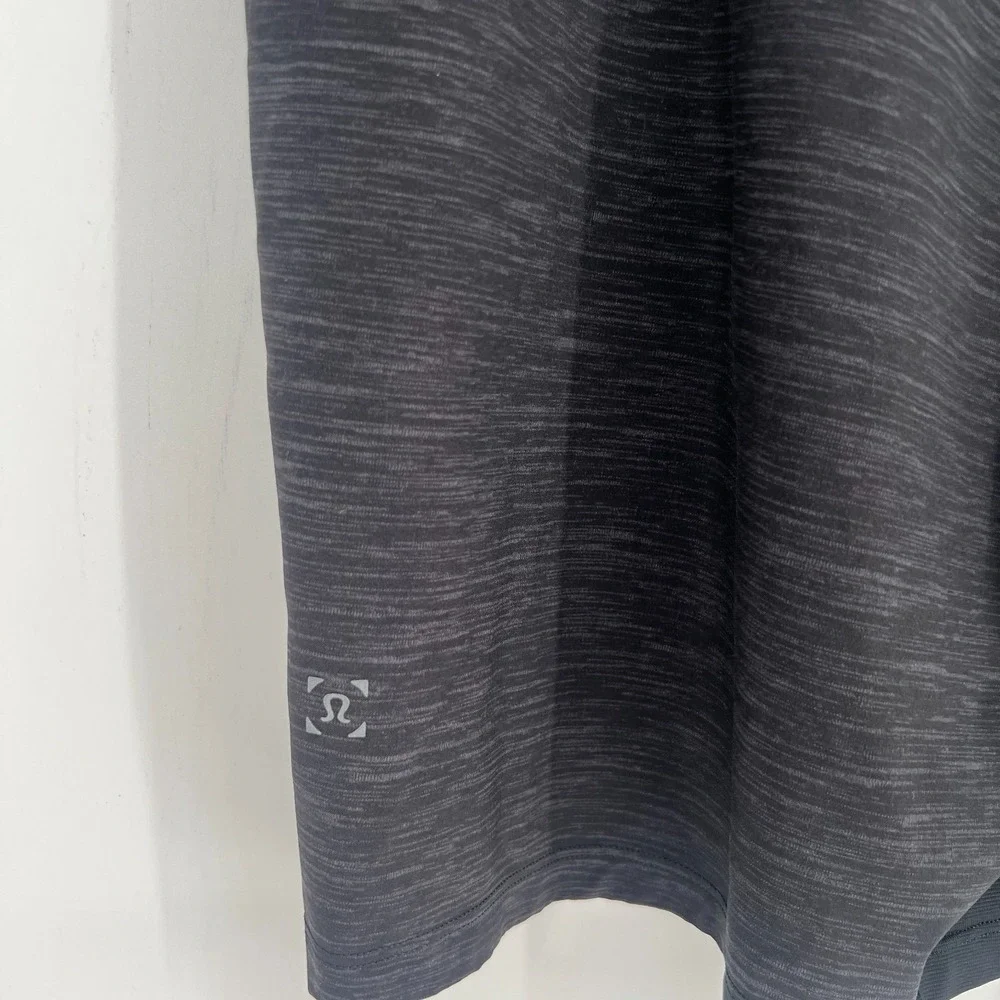 Lululemon‎ Shorts Mens XL Heathered Gray Lightweight Gym Workout